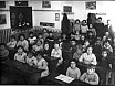 Gr&eacute;zieu la Varenne 1942 - Classes scolaires de l'&eacute;cole primaire